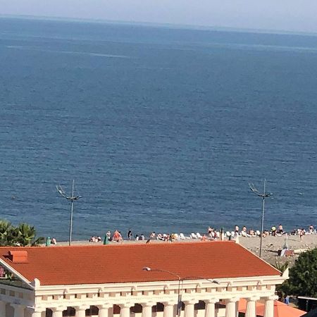 Apartment Sea Tower Khimshiashvili 15 Batumi Kültér fotó